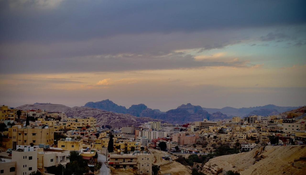 Petra Sofsaf Hotel Wadi Musa Exteriör bild
